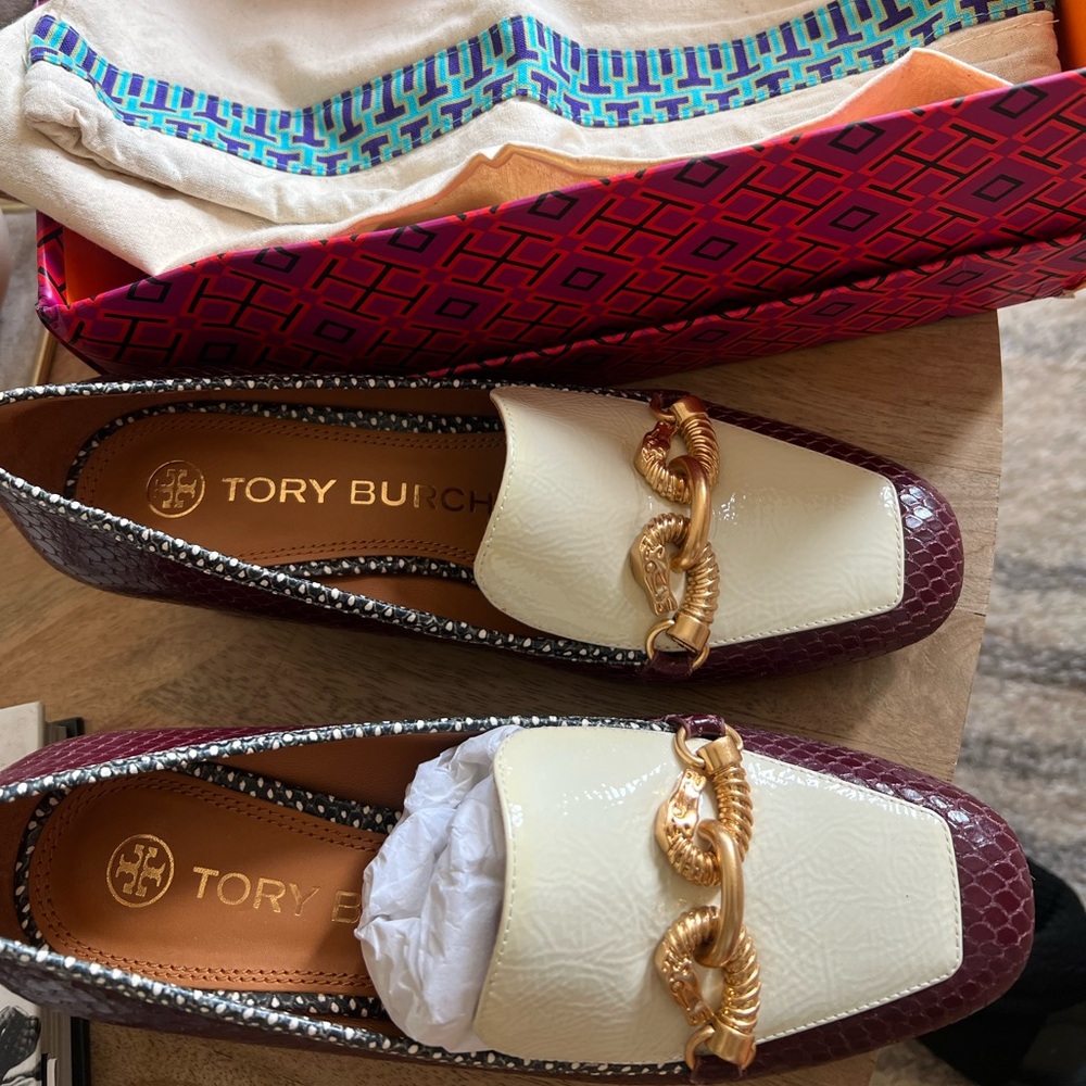 Tory Burch heels snake patent Leather